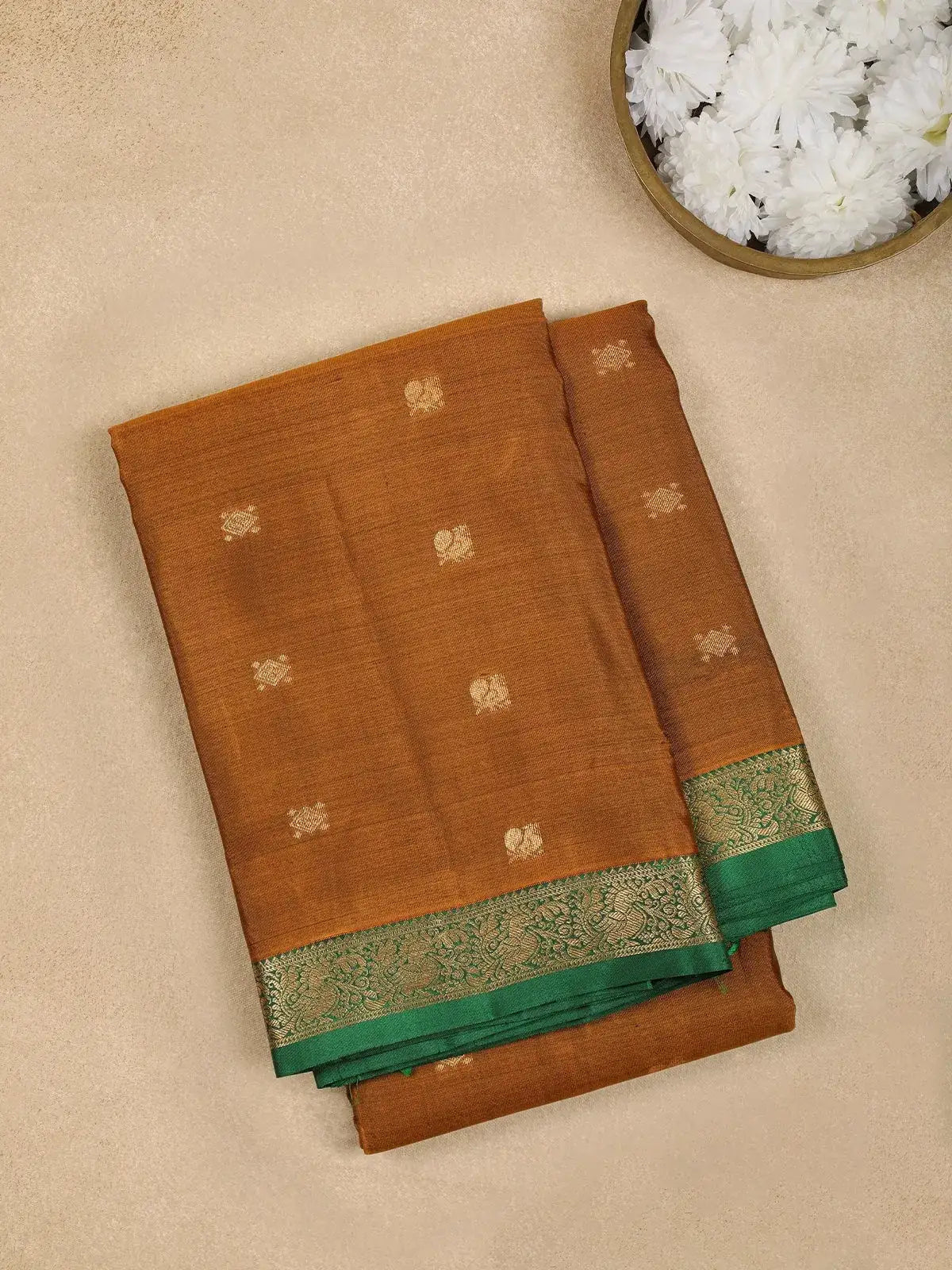Brown Buttas Woven Pure Kanchipuram Silk Saree - Diadem