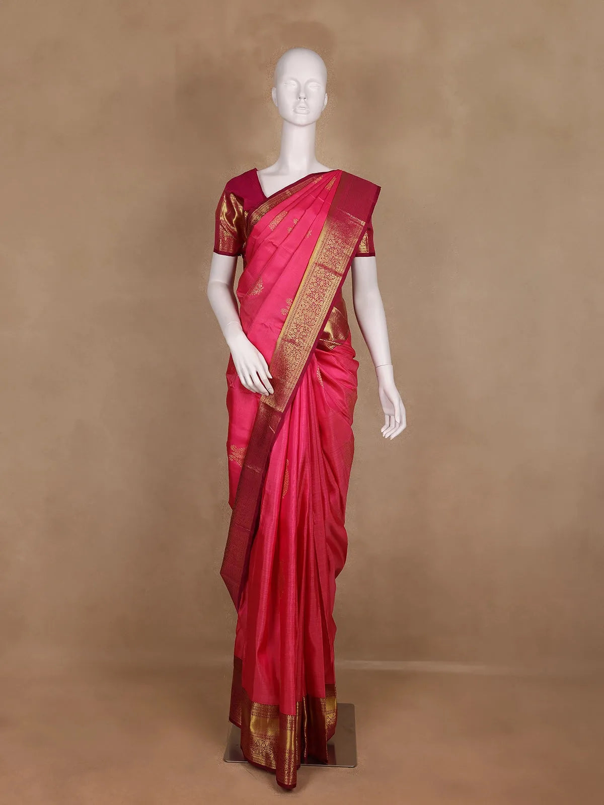 Bright Pink Floral Zari Woven Kanchipuram Silk Saree - Diadem