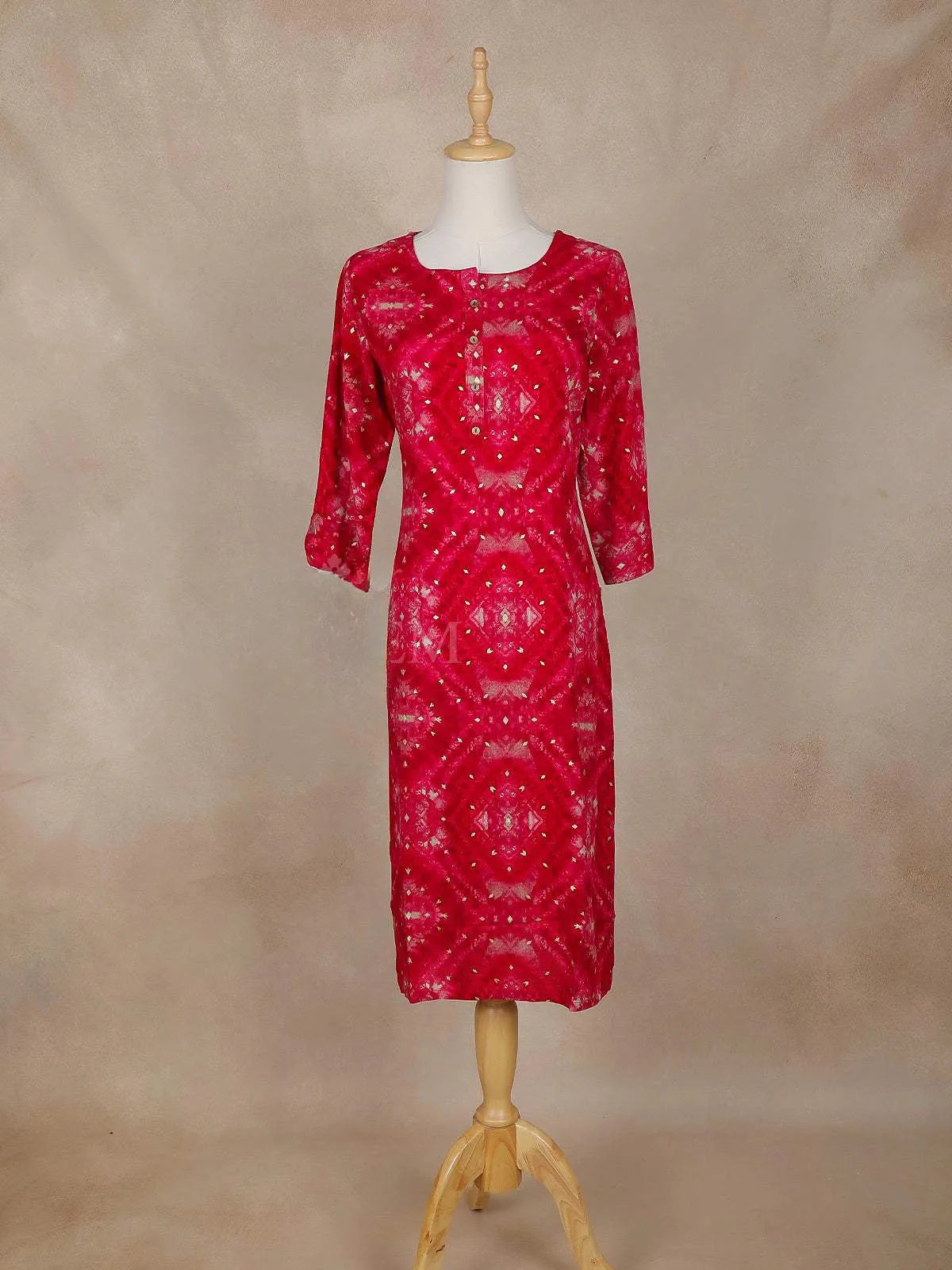 Pink Floral Printed Cotton Kurti - Diadem