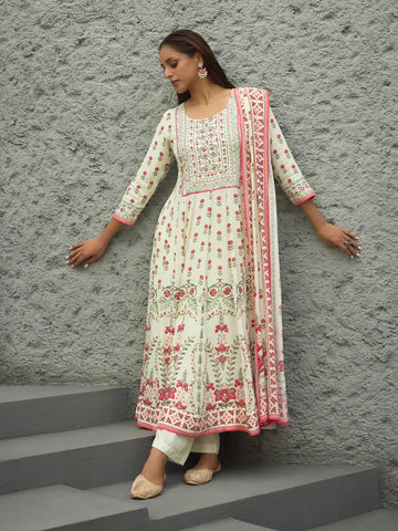 White Floral Printed Synthetic Salwar Suit - Diadem