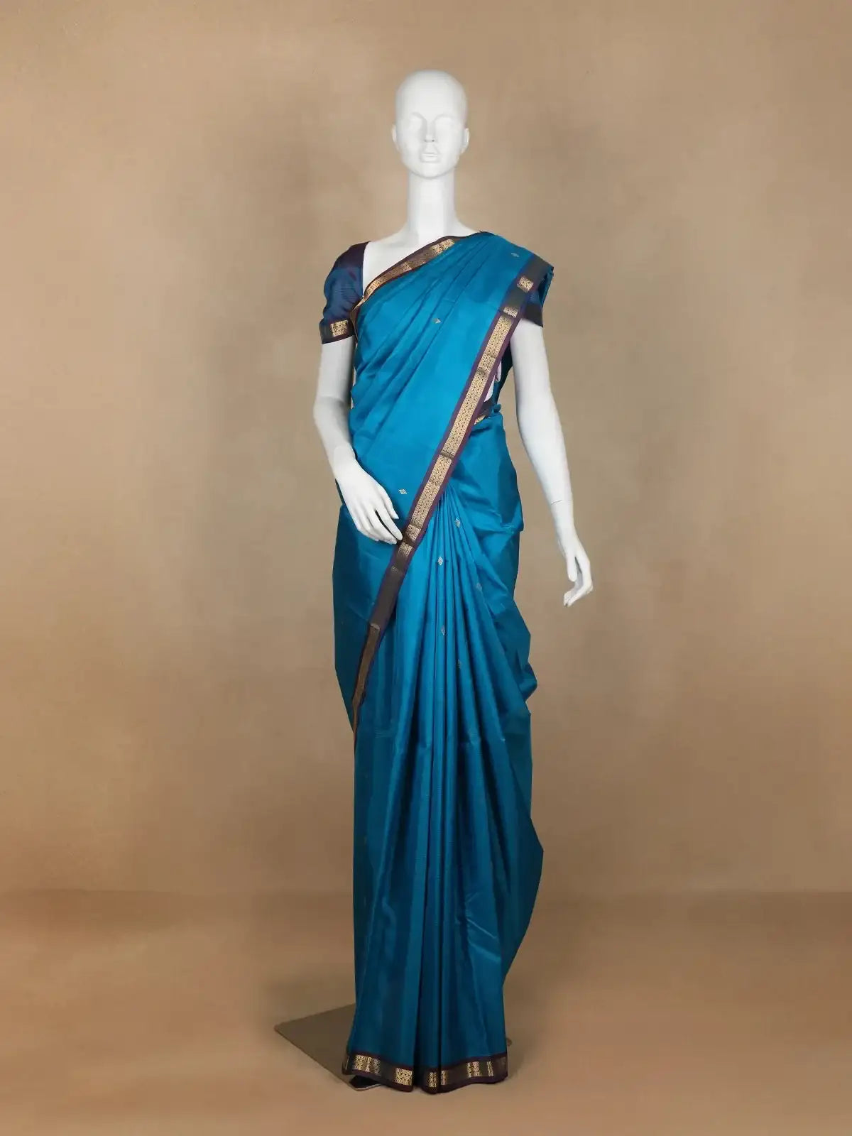 Blue Geometric Woven Pure Kanchipuram Silk Saree - Diadem