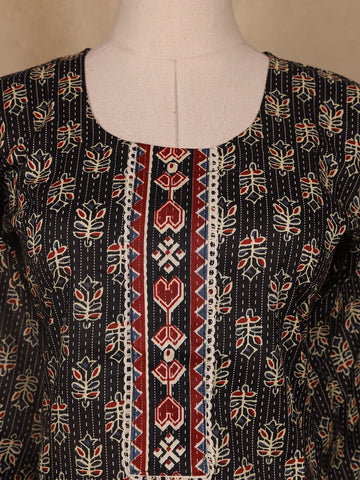 Black Floral Designed Cotton Salwar Suit - Diadem