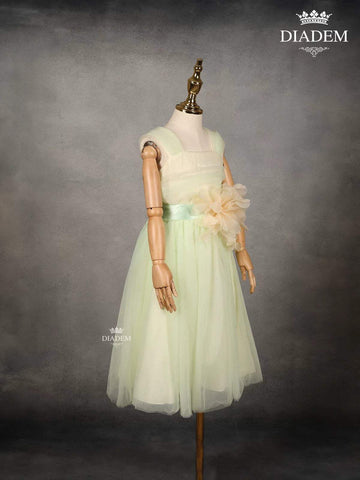Light Green Net Gown with Bow Belt - Diadem