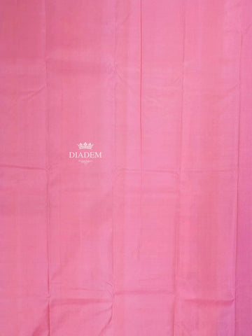 Yellow Silk Saree with Tree Motif on the body and Without Border - Diadem