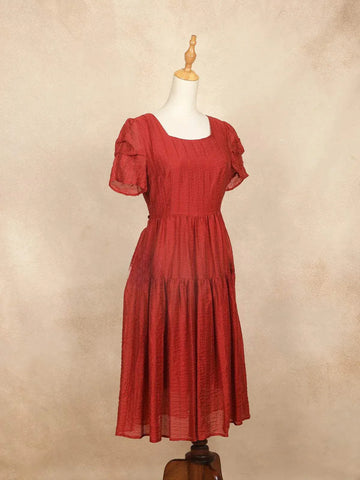 Red with Stripes Pattern and Short Sleeves Gown - Diadem