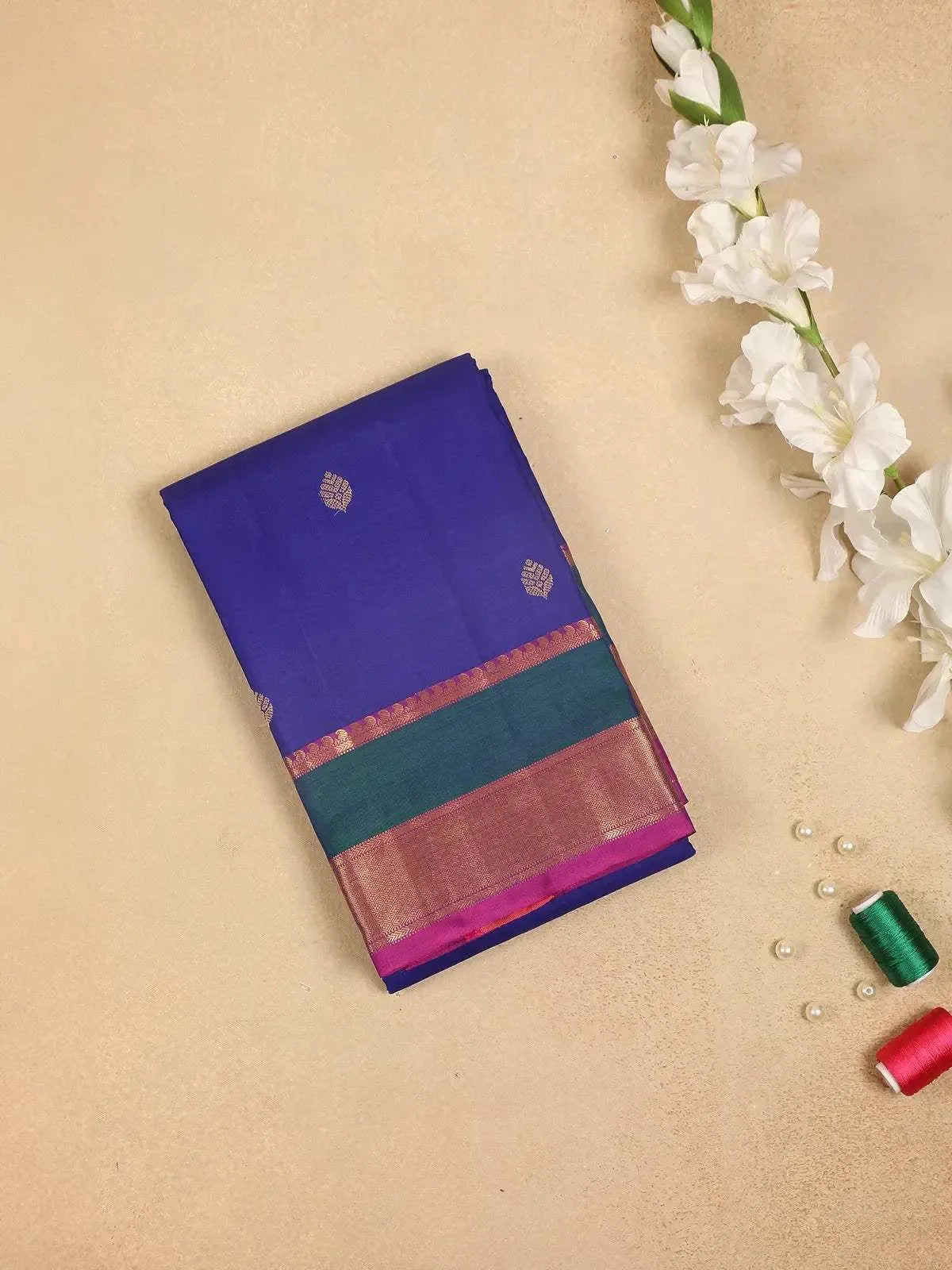 Royal Blue Pure Kanchipuram Bridal Silk Saree with Leaf Motif on the Body with Zari Border - Diadem
