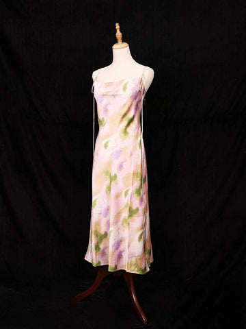 Light Peach Ladies Salwar Suit Adorned with Floral Designs - Diadem
