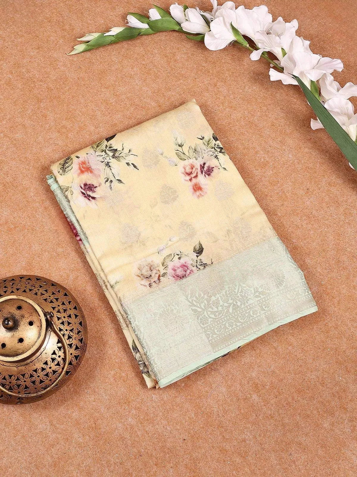 Light Yellow Banarasi Saree with Floral Design on the Body and Contrast Border - Diadem
