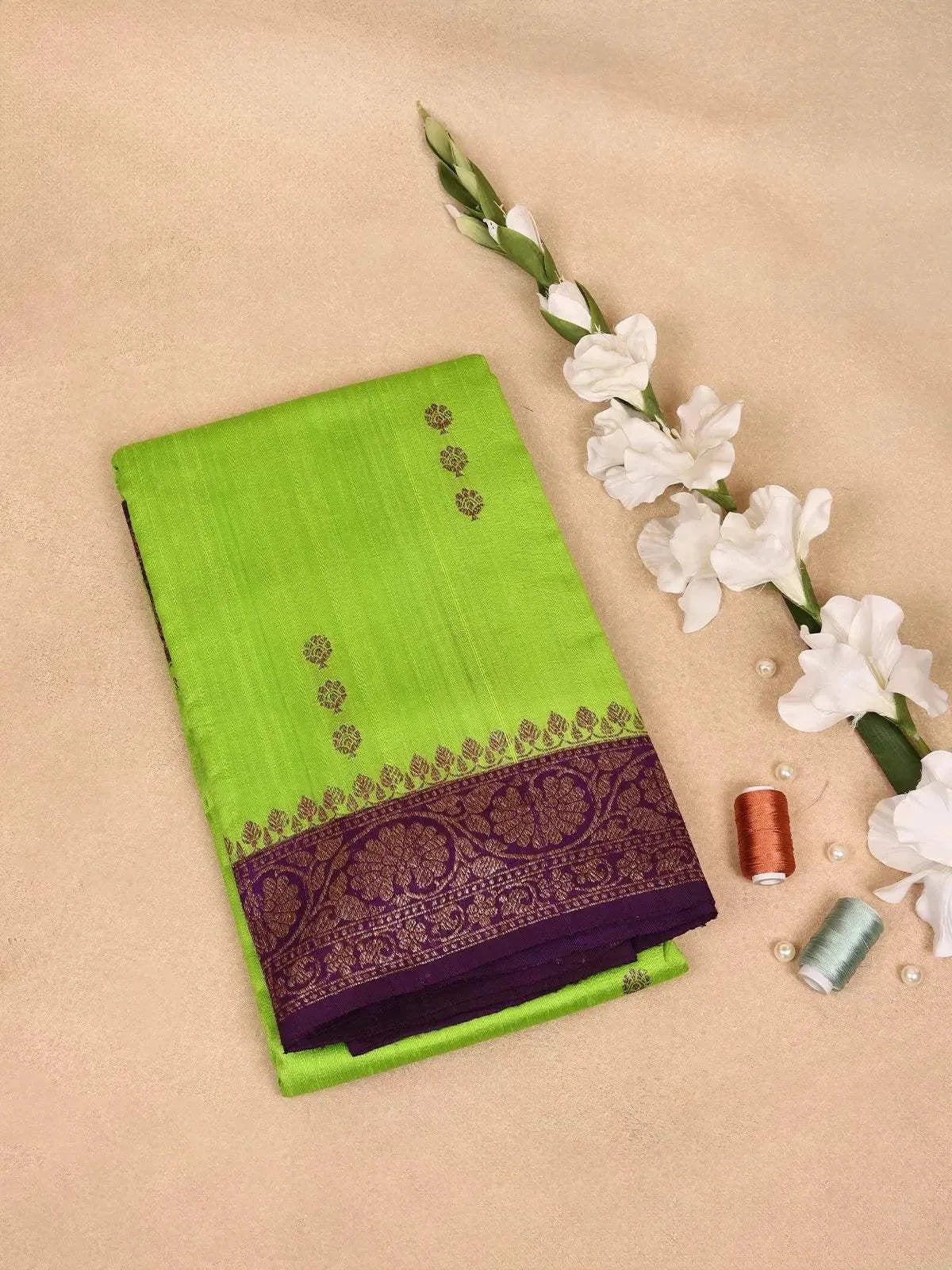 Light Green Banarasi Saree with Floral Design on the Body with Contrast Zari Border - Diadem