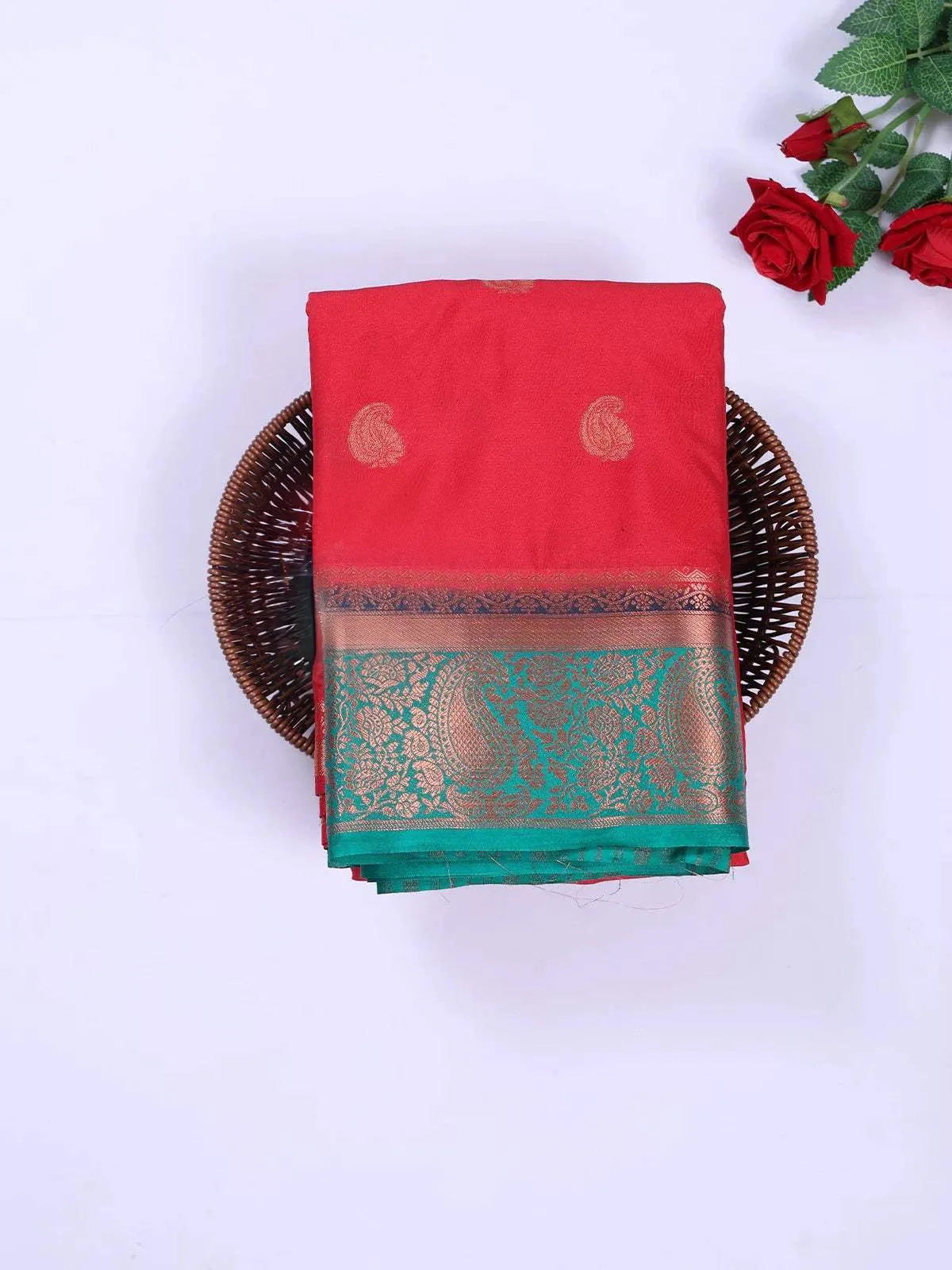Red Art Silk Saree with Paisley Motif on the body and Contrast Zari Border - Diadem