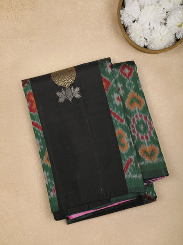 Green Floral Woven Pure Kanchipuram Silk Saree - Diadem