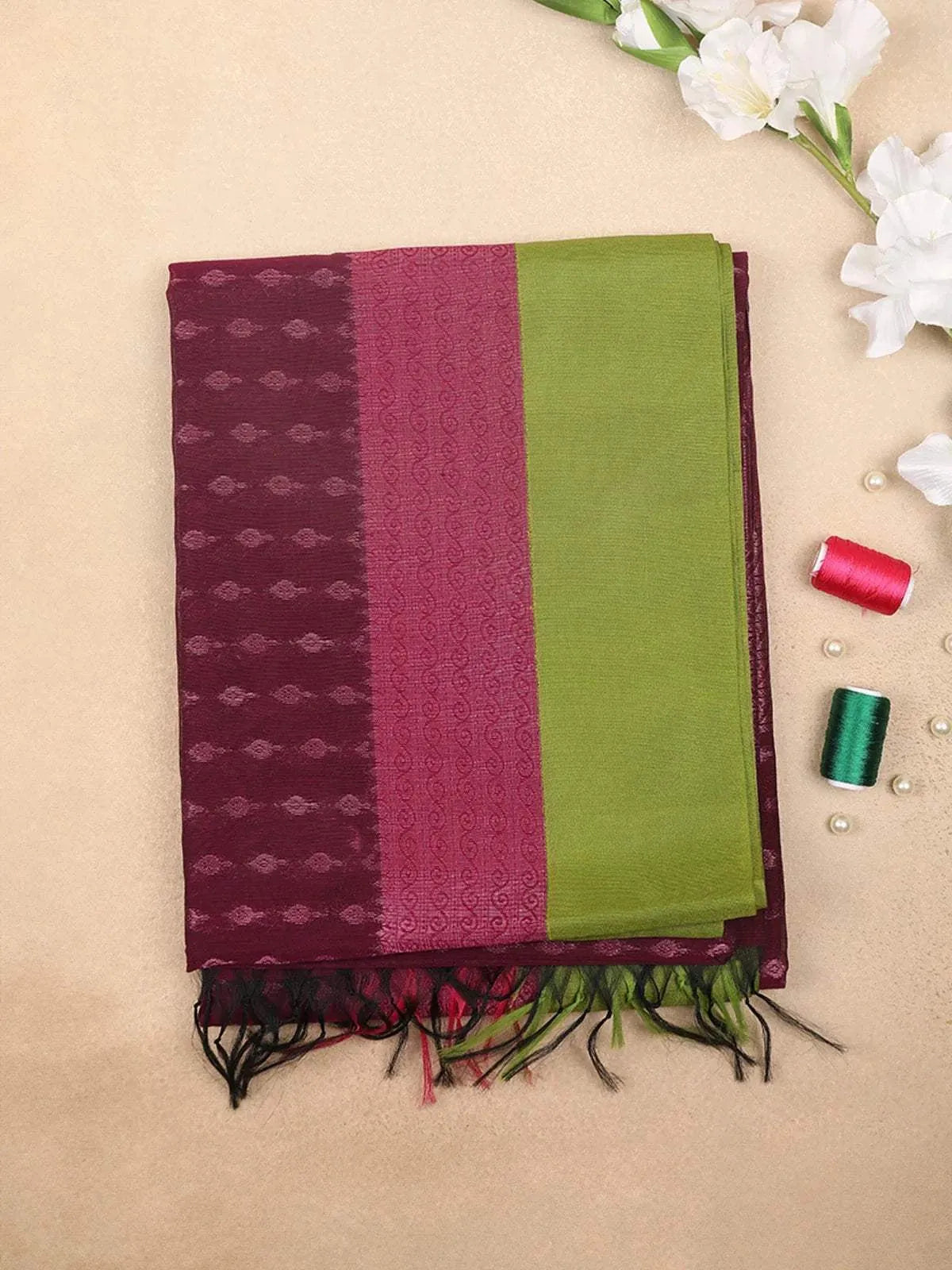 Burgundy Silk Cotton Saree with Arrow Motif Design on the Body with Contrast Border - Diadem