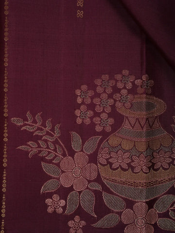 Dark Maroon Floral Motif Pure Kanchipuram Silk Saree - Diadem