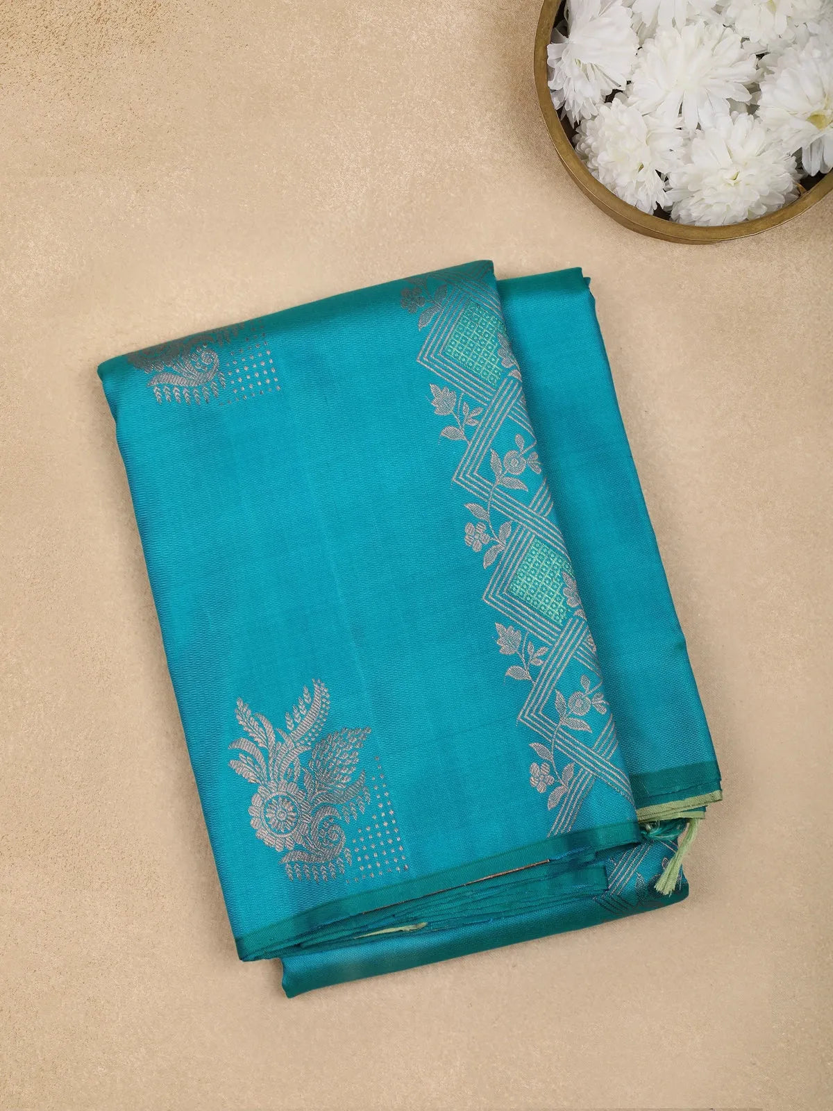 Sky Blue Floral Woven Pure Kanchipuram Silk Saree - Diadem