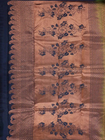 Green Pure Kanchipuram Silk Saree with Flower Plant Deign on the Body and without Border - Diadem