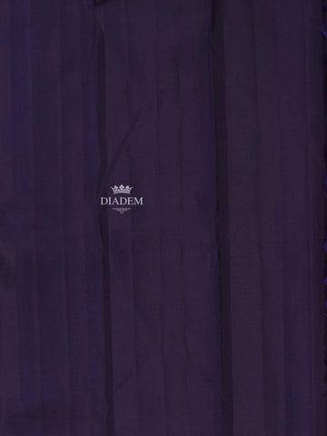 Light Pink Pure Kanchipuram Bridal Silk Saree with Zari Brocade on the body and Contrast Zari Border - Diadem