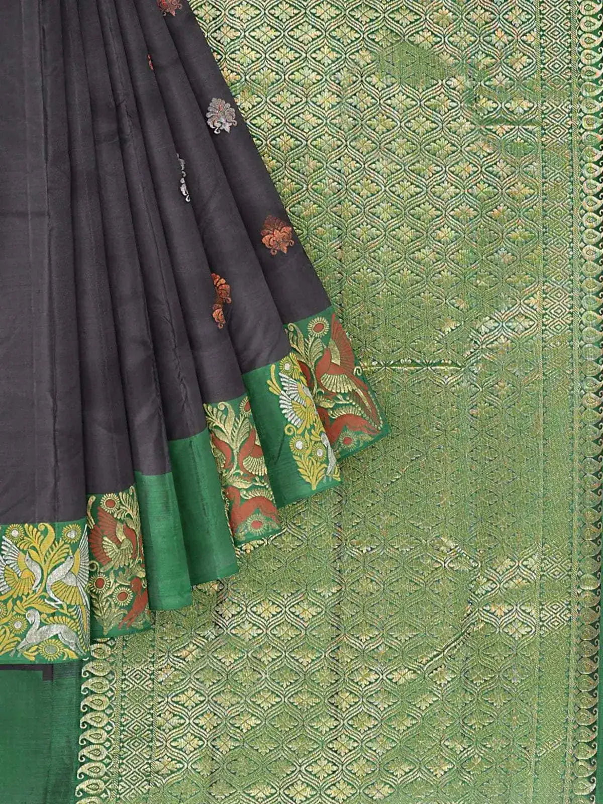 Black Pure Kanchipuram Silk Saree with Floral Motif on the body and Contrast Zari Border - Diadem