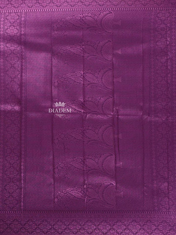 Peach Arani Silk Saree with Zari Butta on the body and Contrast Zari Border - Diadem