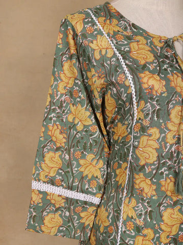 Green Floral Design Printed Cotton Salwar Suit - Diadem