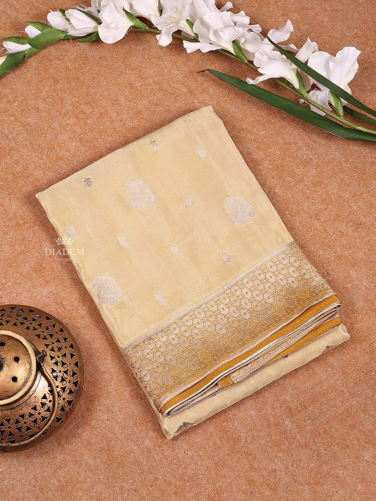 Sandal Banarasi Saree with Flower Design on the Body with Zari Border - Diadem