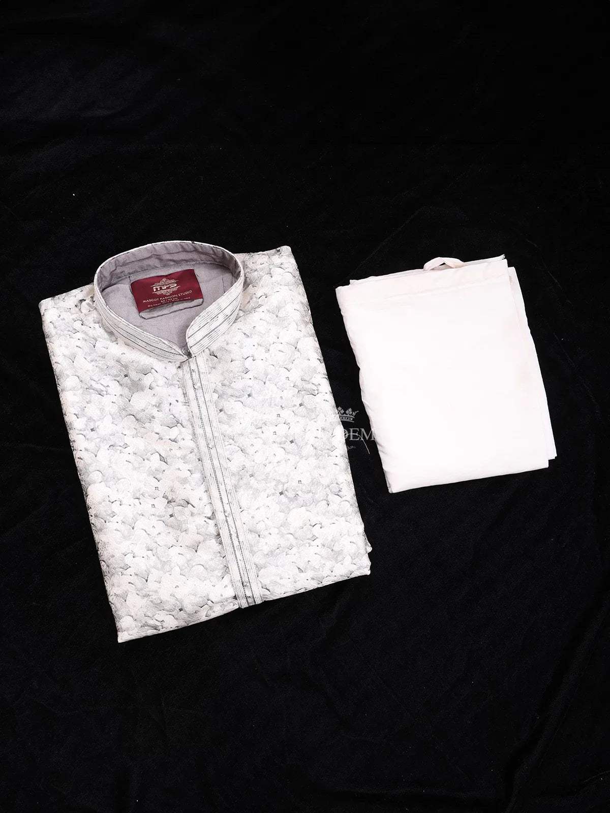 Grey Kurta Set Adorned with Design Prints, with Dupatta - Diadem