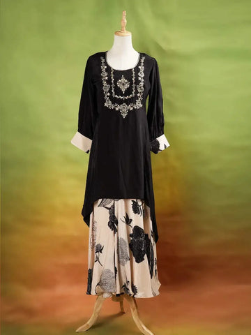 Black Palazzo Suit Adorned with Floral Embroidery Without Dupatta and 3/4 Sleeve - Diadem