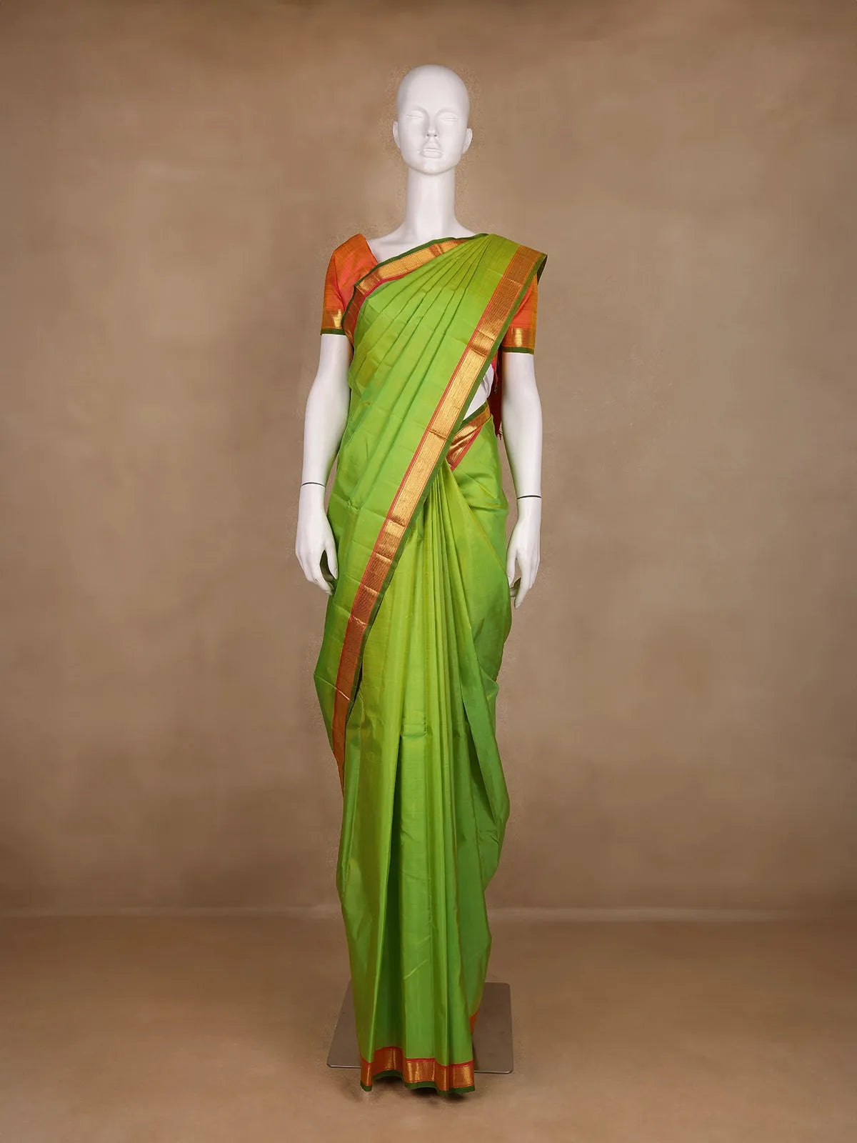 Parrot Green Solid Zari Border Kanchipuram Silk Saree - Diadem