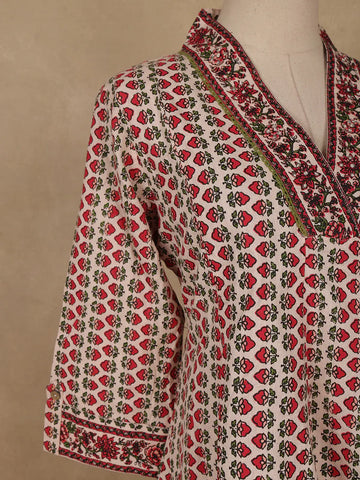 Beige Floral Printed Cotton Kurti Top - Diadem