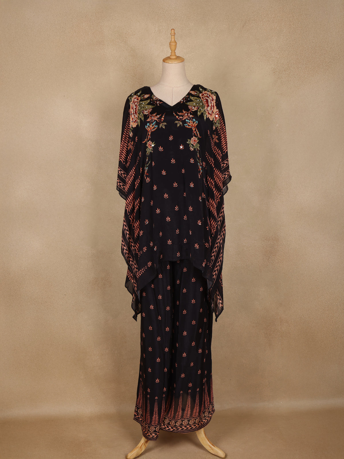 Black Floral Printed Design Crepe Kaftan Suit