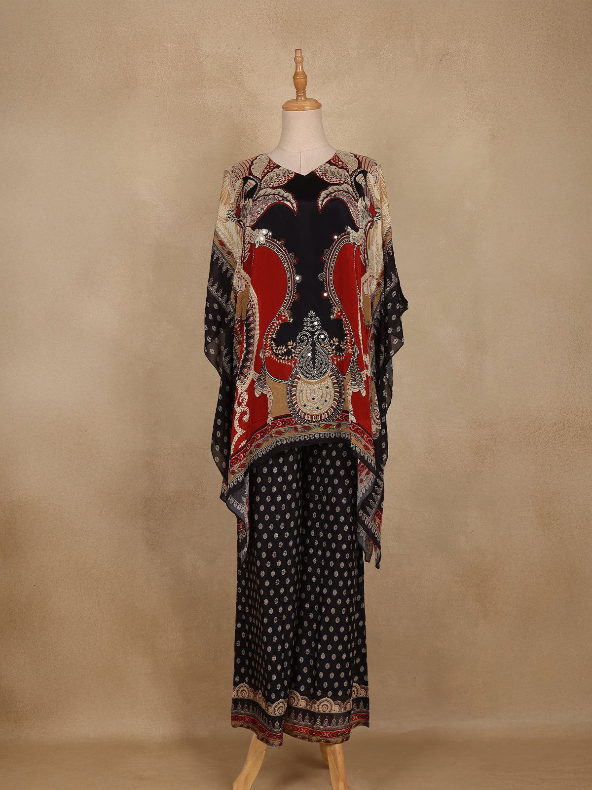 Black Geometric Printed Design Crepe Kaftan Suit