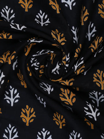 Black Leaf Designed Cotton Saree - Diadem