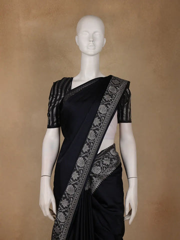Black Solid Design Tussar Silk Saree - Diadem