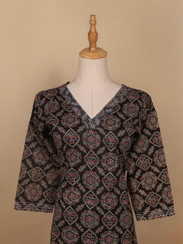 Black Floral Designed Cotton Salwar Suit - Diadem