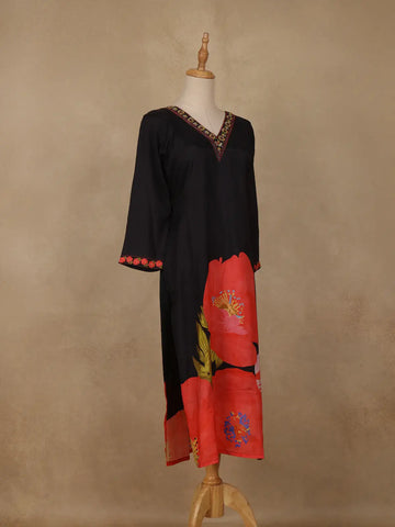 Black Floral Printed Rayon Kurti - Diadem