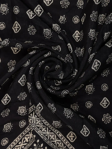 Black Floral Printed Cotton Saree - Diadem