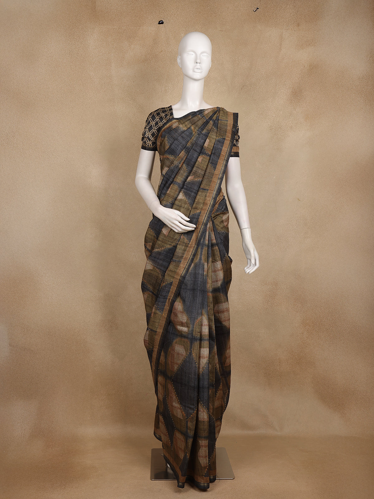 Black and Olive Geometric Printed Design Tussar Silk Saree