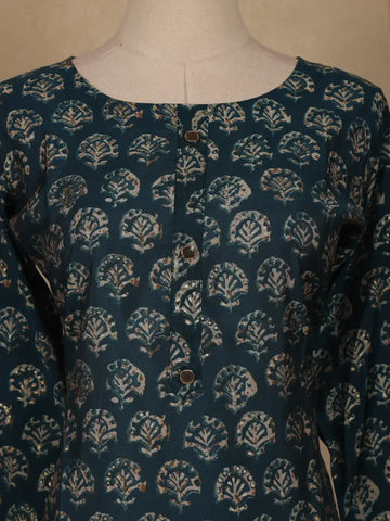 Blue Floral Design Printed Rayon Kuti - Diadem