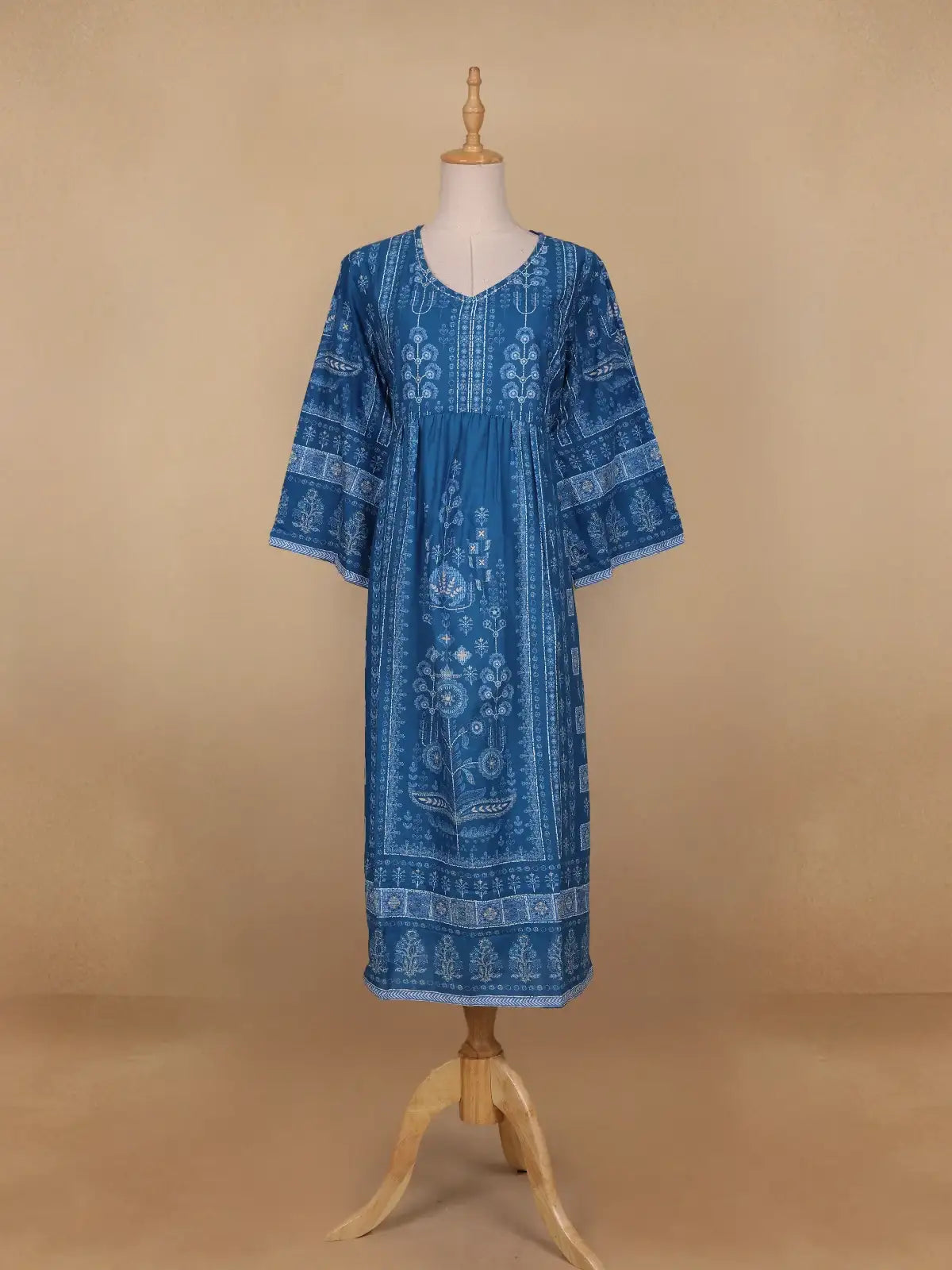 Blue Floral Printed Casual Cotton Kurti - Diadem
