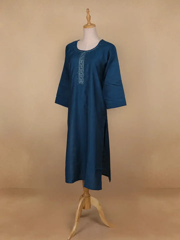 Blue Solid Casual Cotton Kurti - Diadem