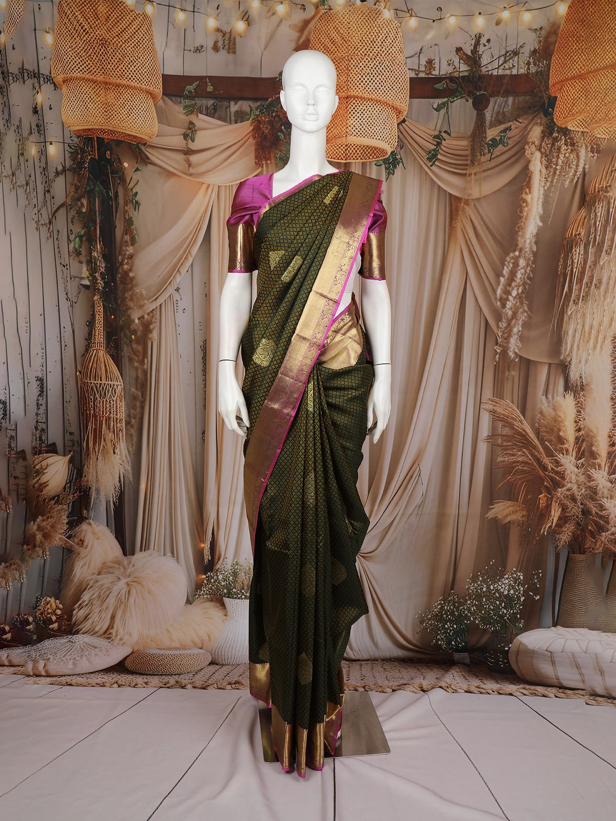 Bottle Green Butta Design Pure Kanchipuram Silk Saree