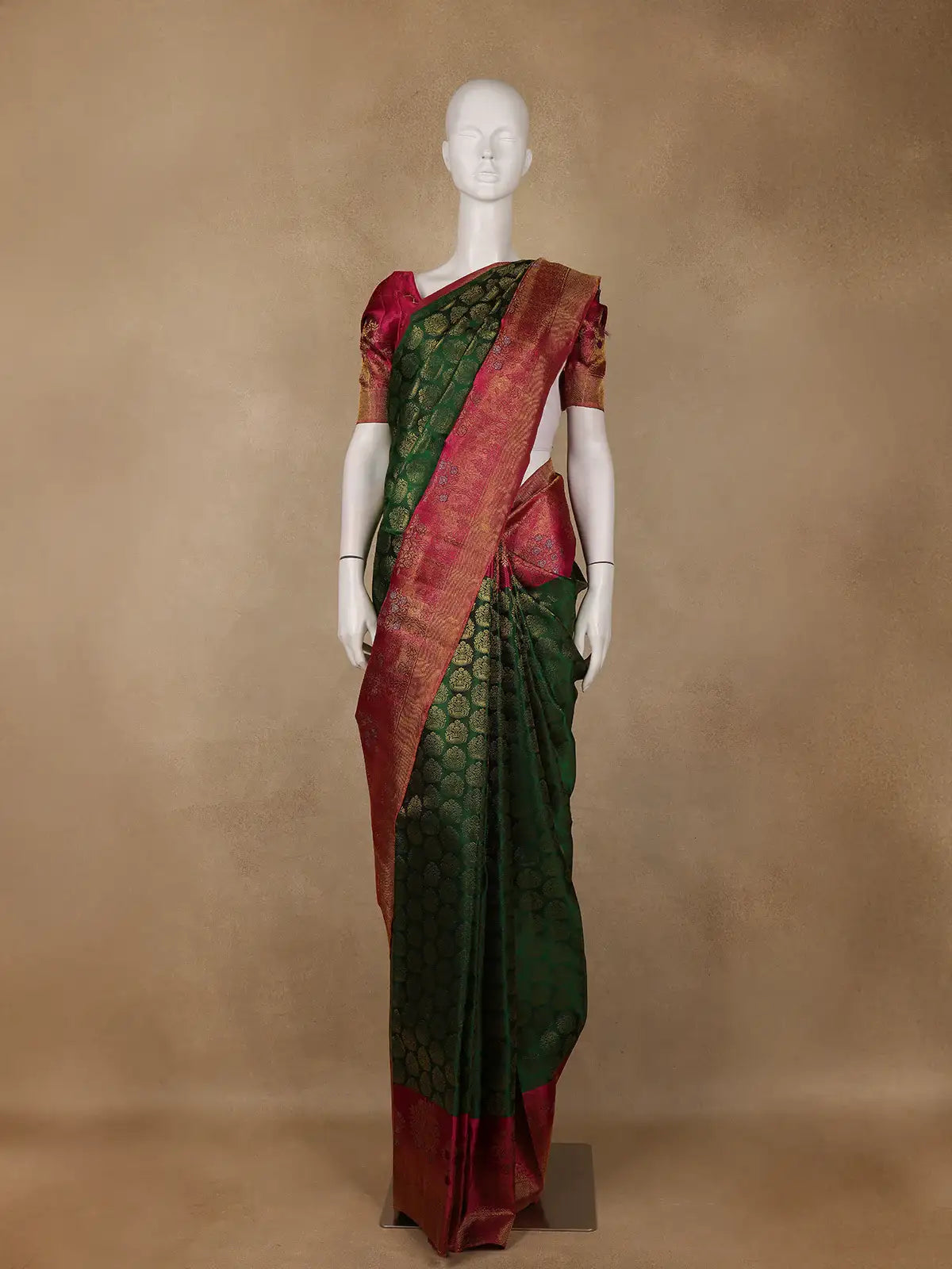 Bottle Green Butta Woven Pure Kanchipuram Silk Saree - Diadem