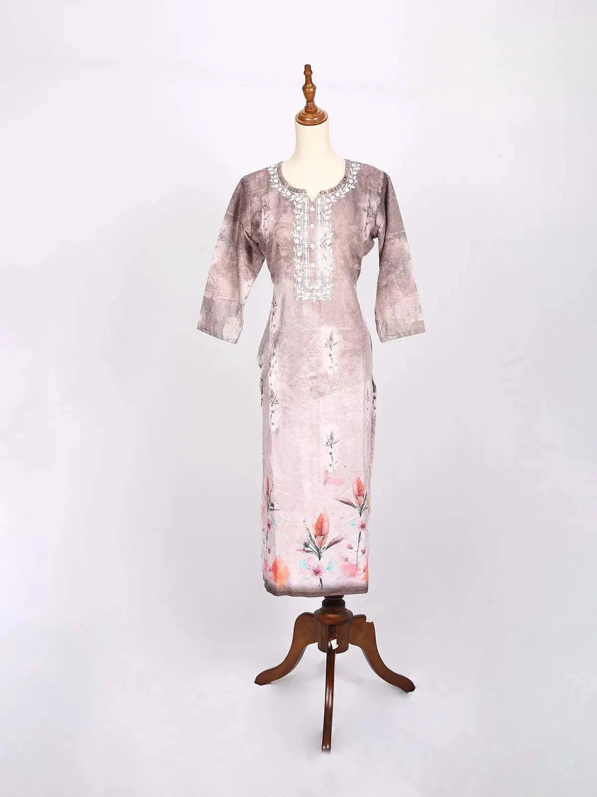 Rose Ebony Ombre Pattern Kurti Adorned with Floral Prints and Thread work - Diadem
