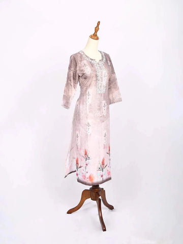 Rose Ebony Ombre Pattern Kurti Adorned with Floral Prints and Thread work - Diadem