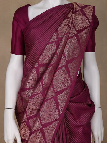 Dark Pink Floral Woven Pure Kanchipuram Silk Saree - Diadem