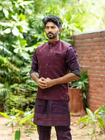 Deep Maroon Sequin Textured Cotton Kurta With Jacket For Men - Diadem