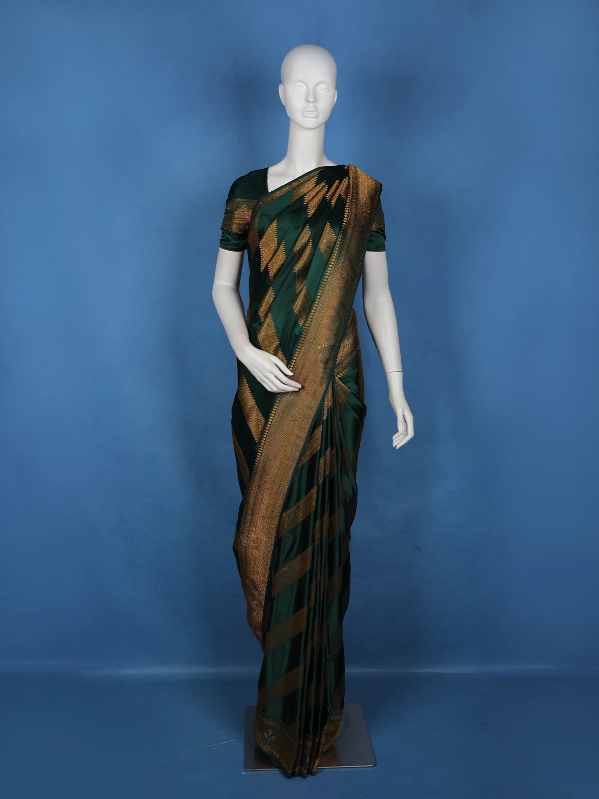 Emerald Green Geometric Woven Design Banarasi Silk Saree