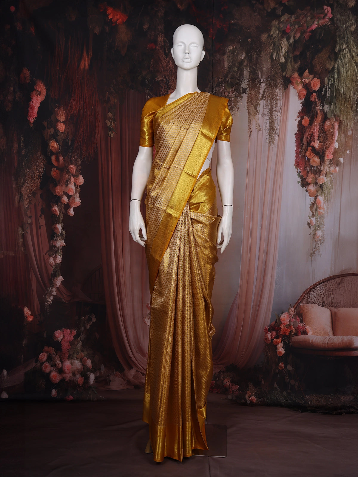Golden Brocade Woven Kanchipuram Tissue Silk Saree