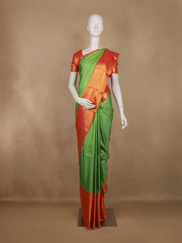 Green Floral Brocade Woven Pure Kanchipuram Silk Saree - Diadem