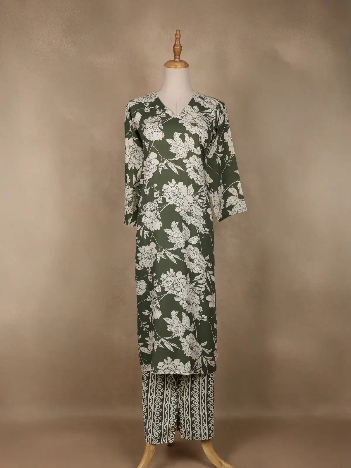 Green Floral Designed Cotton Salwar Suit - Diadem