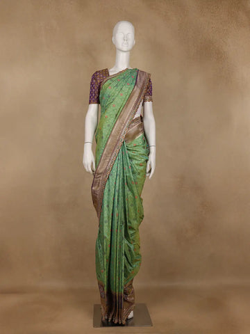 Light Green Geometric Diamond Designed Silk Saree - Diadem